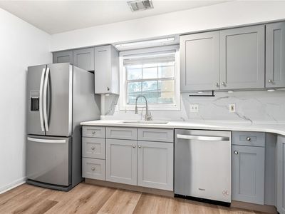 900 Hollins Rd, Auburn, AL, 36830