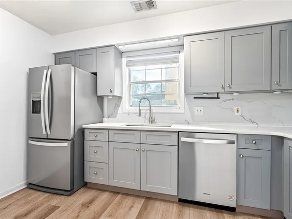 900 Hollins Rd, Auburn, AL 36830