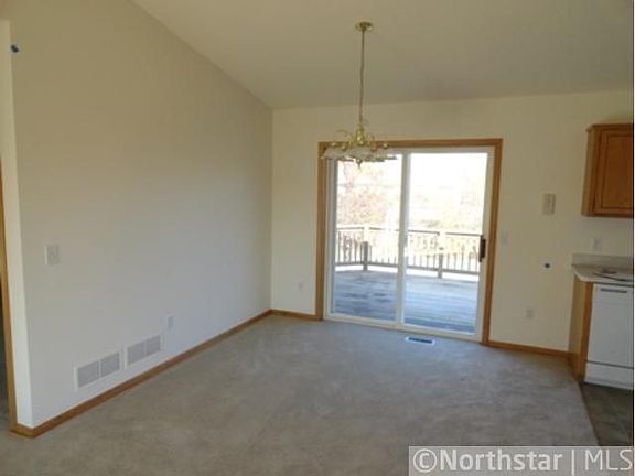 3rd image of 12373 Pierce St NE