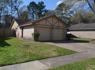 5622 Golden Grove Dr, Spring, TX 77373