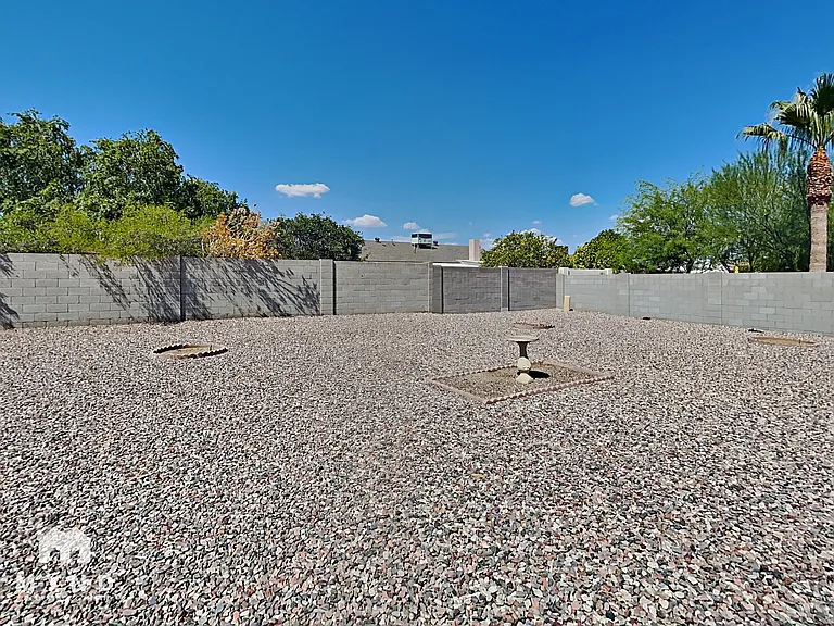 4250 E Kiowa St — Photo 31