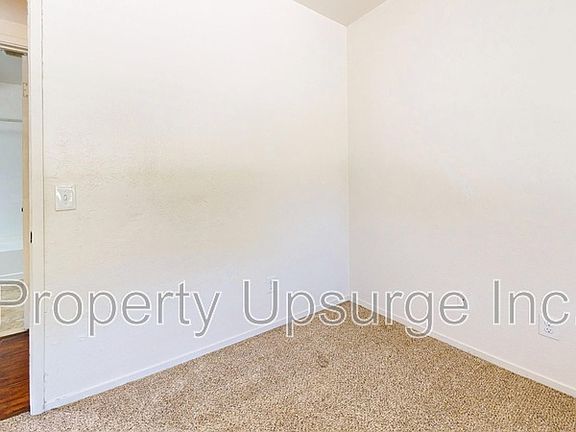 4th image of 5968 Park Ave #5