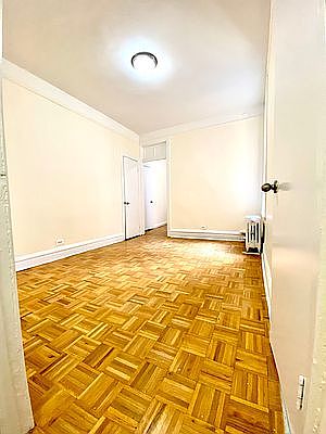 1st image of 539 E 78th St APT 4F