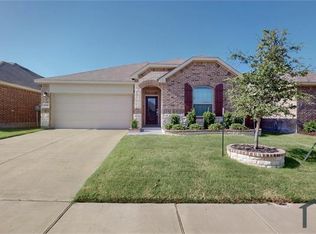 11437 Woody Creek Trl, Aubrey, TX 76227