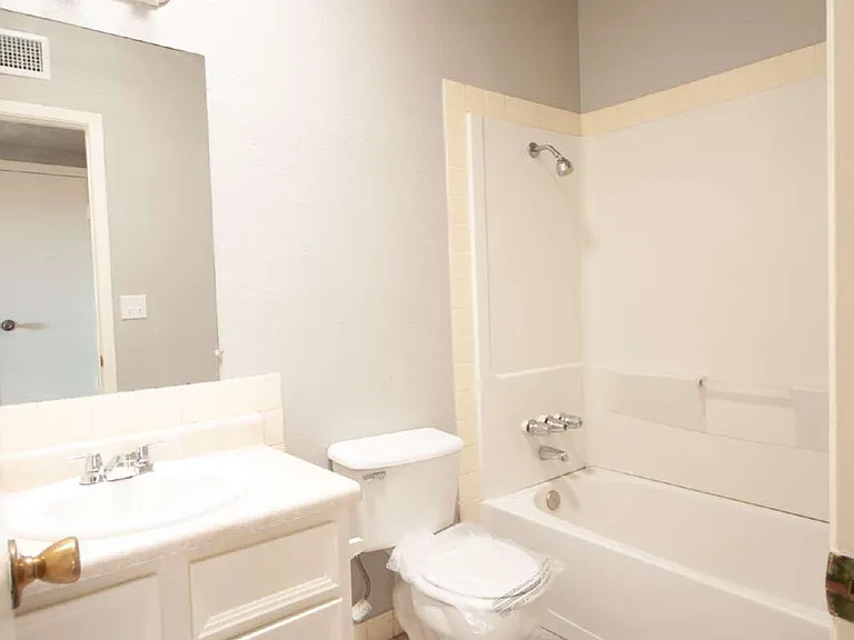 8153 Saint Andrew Ln #B — Photo 4
