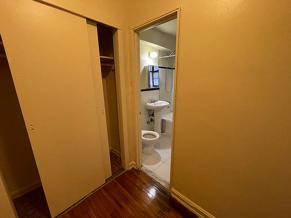 3rd image of 7210 37th Ave APT 409