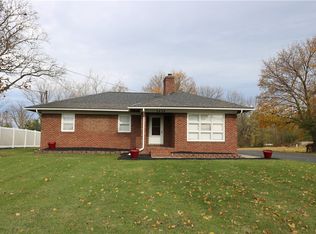 2628 Ridgeway Ave, Rochester, NY 14626