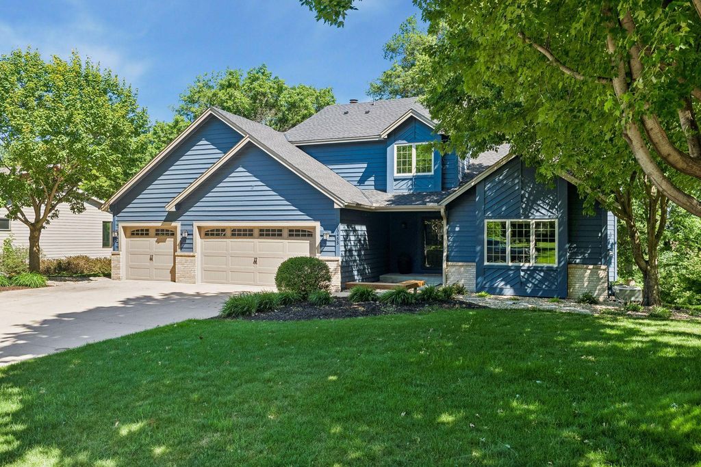 10455 170th St W, Lakeville, MN - View 2