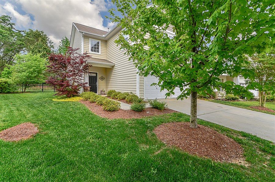 2nd image of 1053 Hammond Dr
