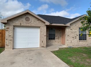 483 Cripple Creek Cir, Alamo, TX 78516