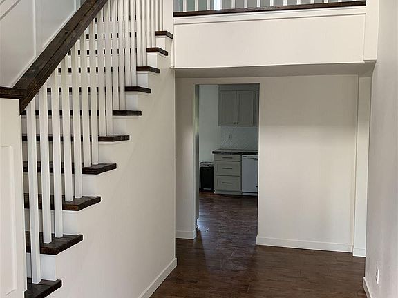 5th image of 132 Lesa Marie Ln