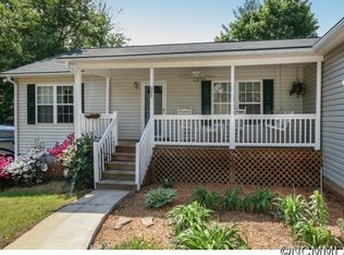 308 Carolina Pine Ct, Leicester, NC 28748