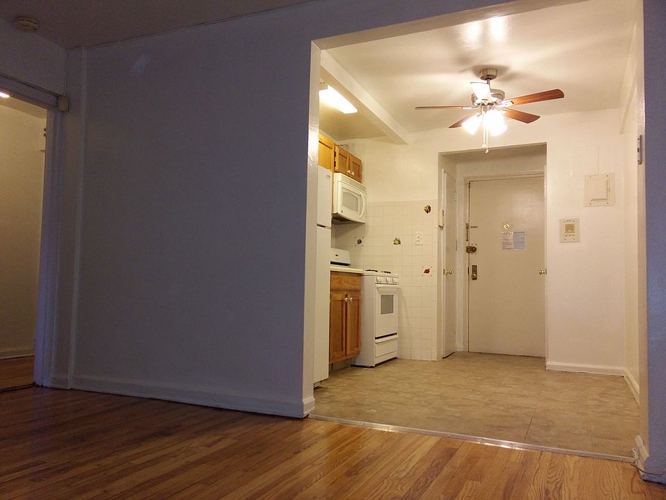 2nd image of 4225 80th St APT 1W
