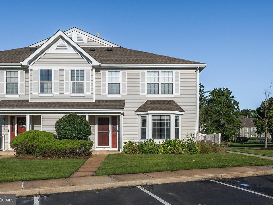 1st image of 3505 Fenwick Ln
