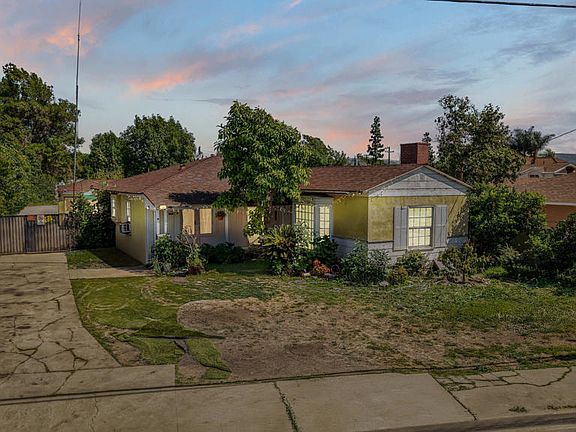 2nd image of 370 Giano Ave