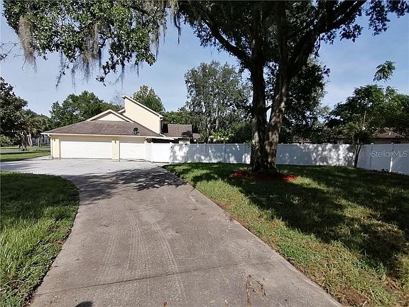 4th image of 2503 E Crooked Lake Club Blvd
