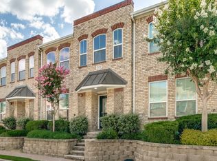 204 Lily Ln, Lewisville, TX 75057