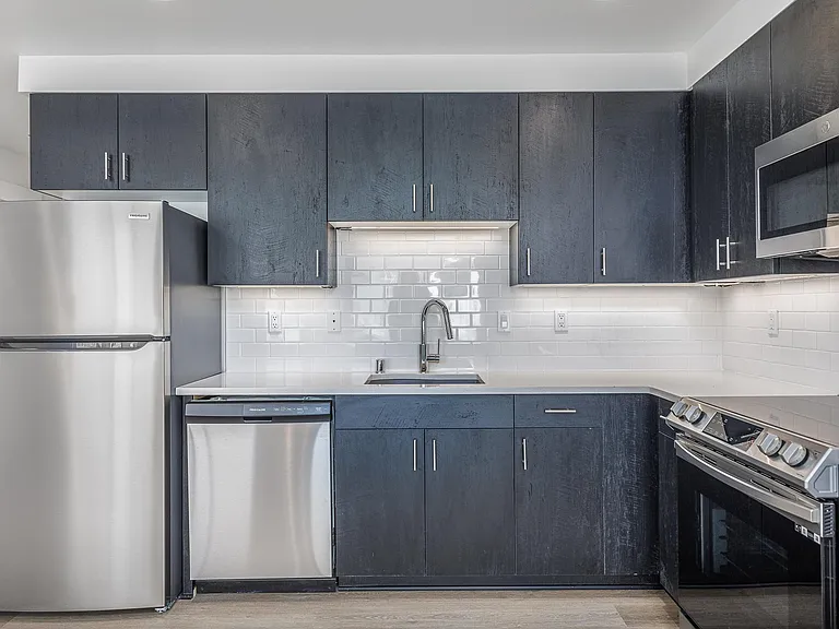West Vine Townhomes — Photo 2