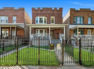 820 N Francisco Ave, Chicago, IL 60622