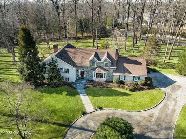 14 Gray Oaks Ln, Greenwich, CT 06830