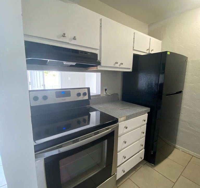 1st image of 1852C Golf View Ave #17