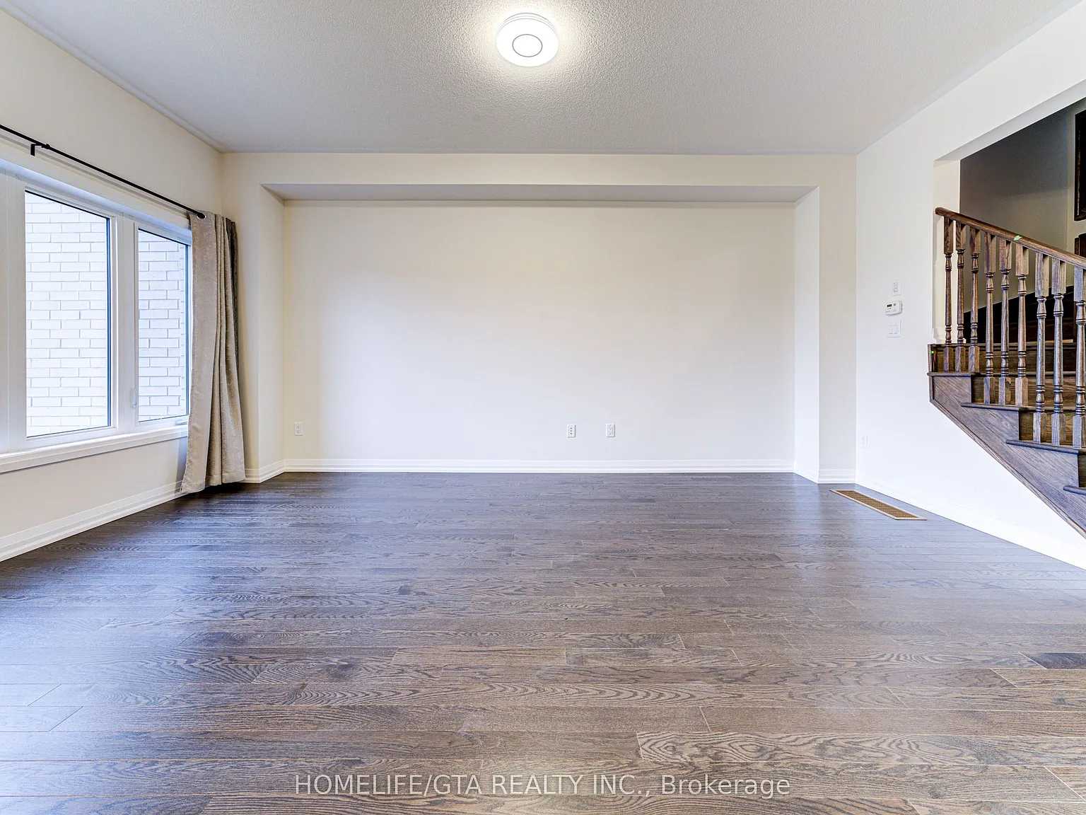 3 bed, $2,550 — Photo 3