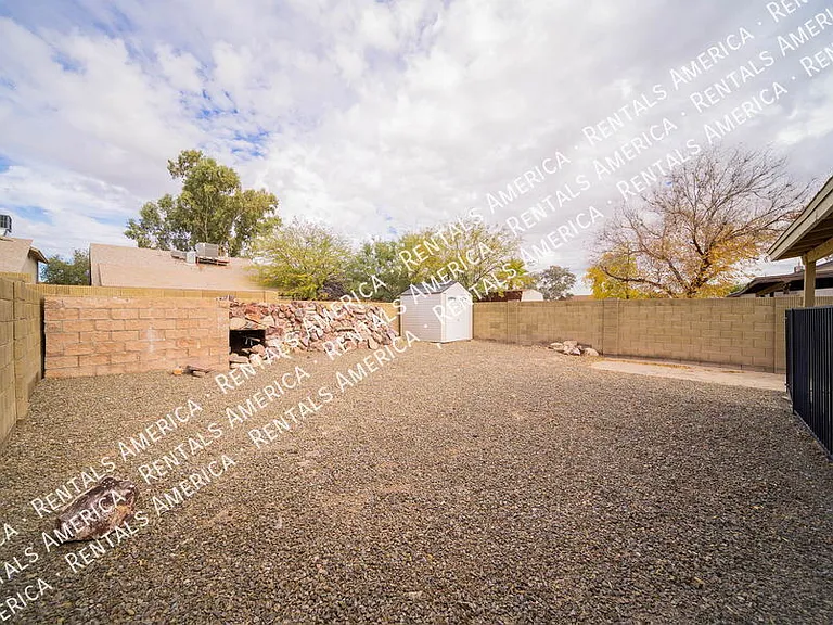 3068 W Placita De La Roseta — Photo 14