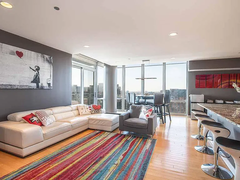 737 W Washington Blvd #1508 — Photo 3