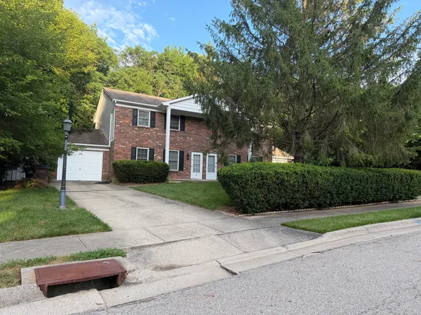 15 Christopher Dr #B, Oxford, OH 45056