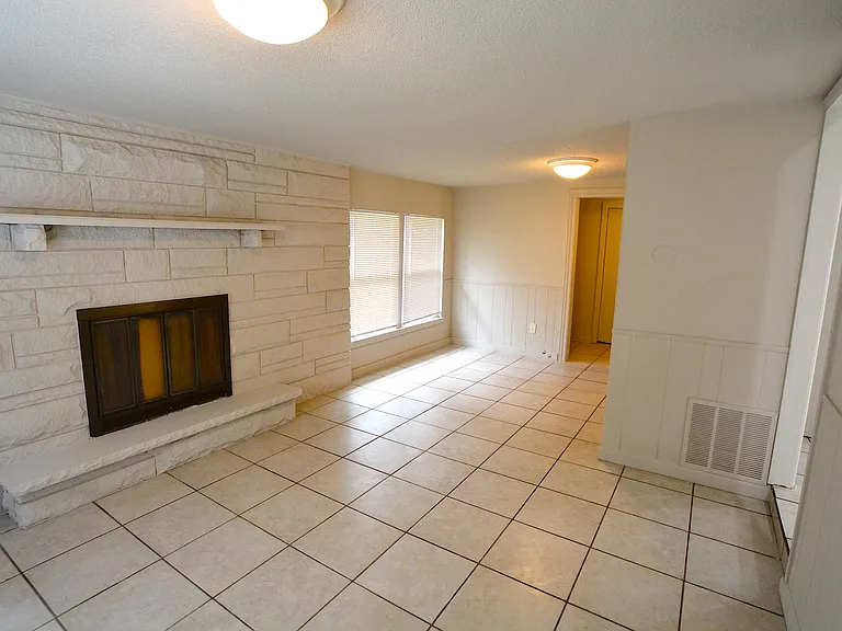1404 Glendale Dr — Photo 28
