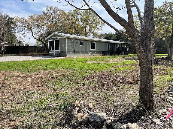 3rd image of 133 County Road 1739