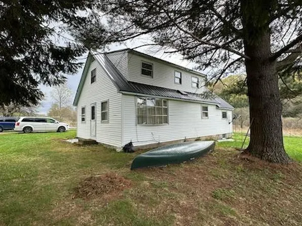 218 Bingham Center Rd, Genesee, PA 16923