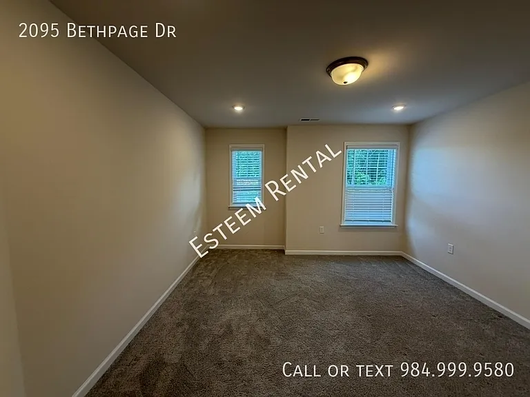 2095 Bethpage Dr — Photo 35