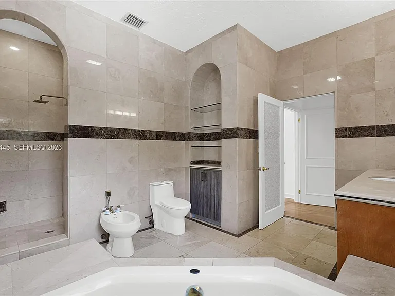 244 SW 28th Rd — Photo 57