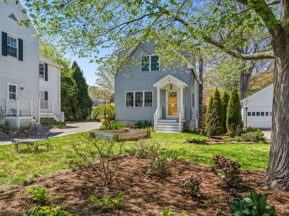 29 Pearl St, Natick, MA 01760
