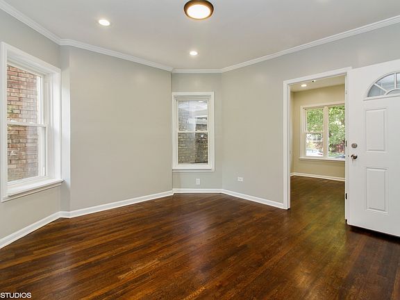 2nd image of 4343 W Drummond Pl