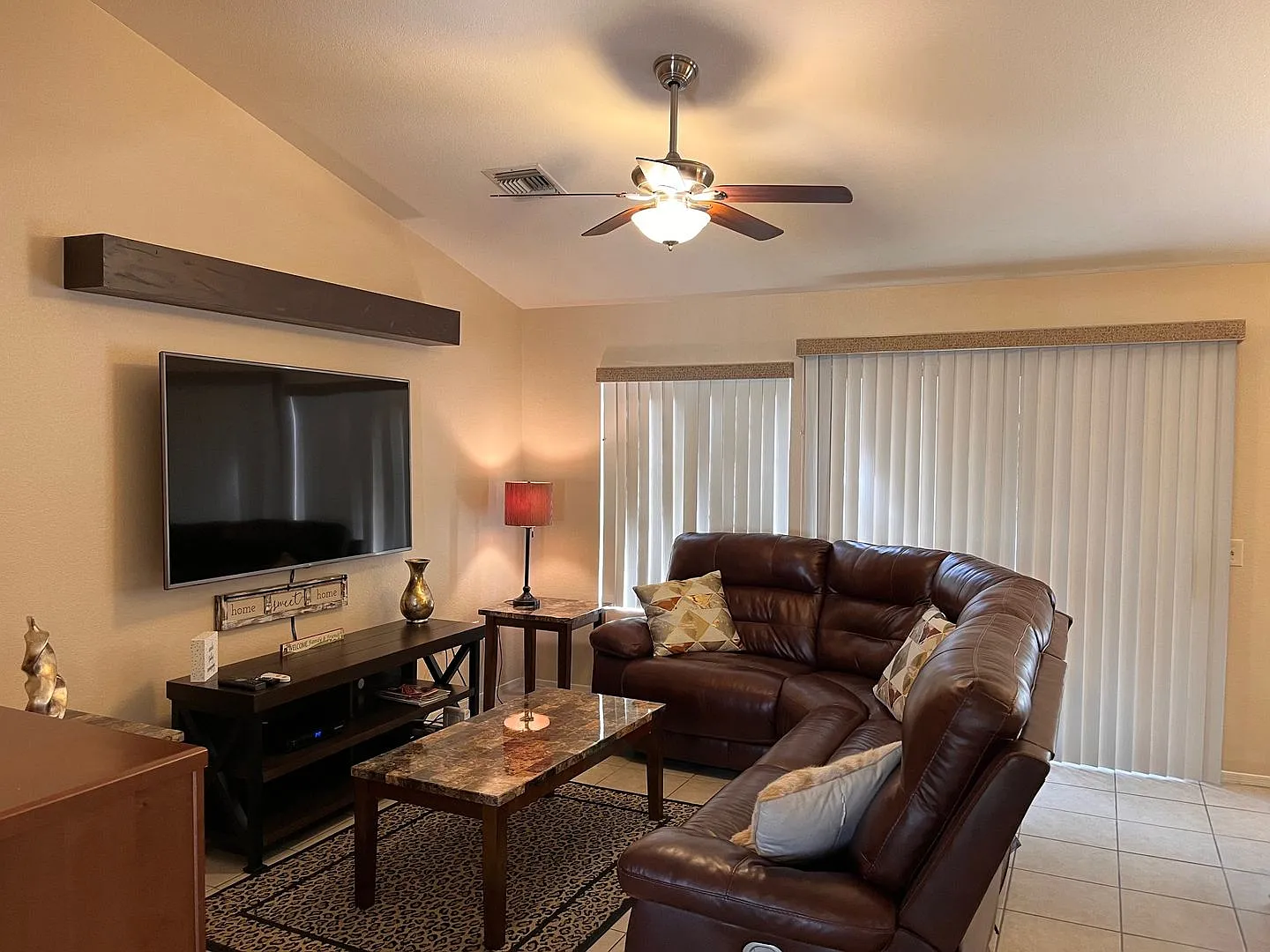 Sun City - Short Term Rental - Fully Furnished — Photo 3