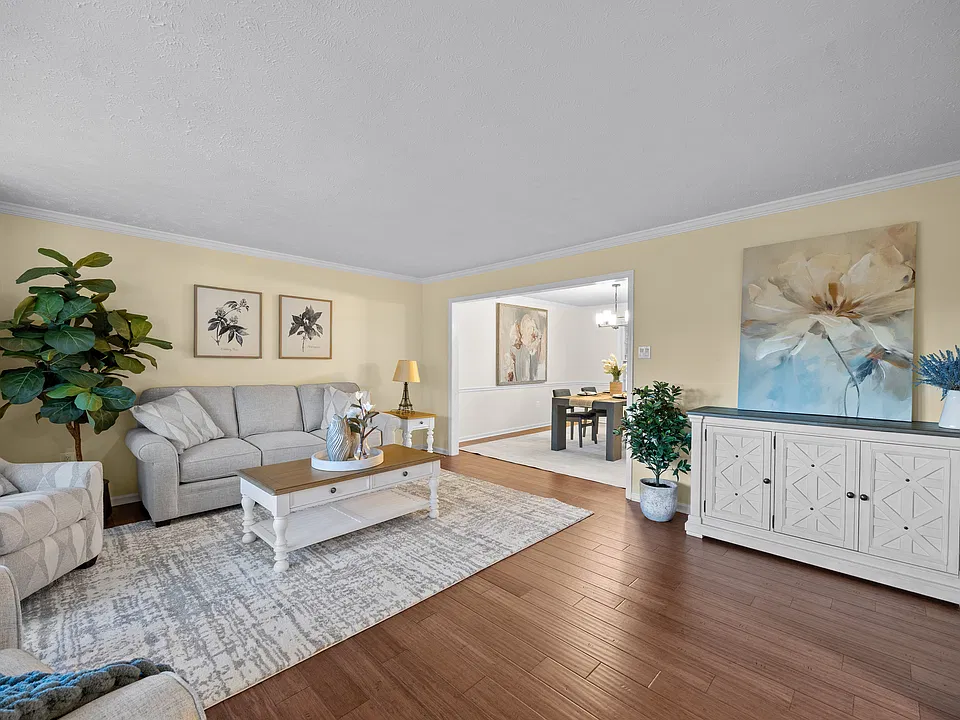 203 Markwood Dr