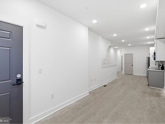 4th image of 2116 N 7th St #A