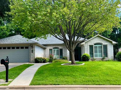 324 Meadowlakes Dr, Meadowlakes, TX, 78654