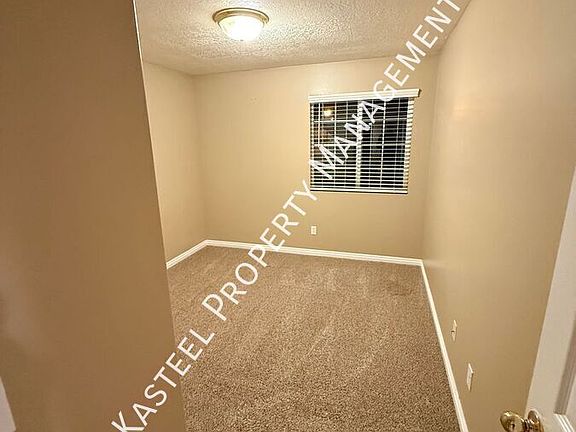 5th image of 2124 N Morning Star Dr