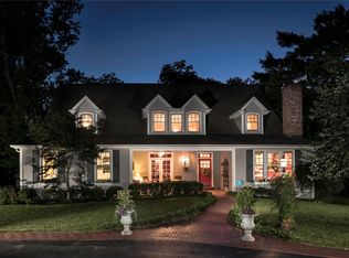 3 Conway Ln, Saint Louis, MO 63124