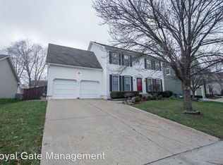 12214 Beverly St, Overland Park, KS 66209