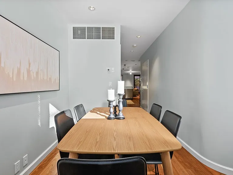 459 W 44th St #A — Photo 17