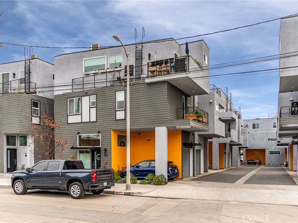 3032 N Coolidge Ave