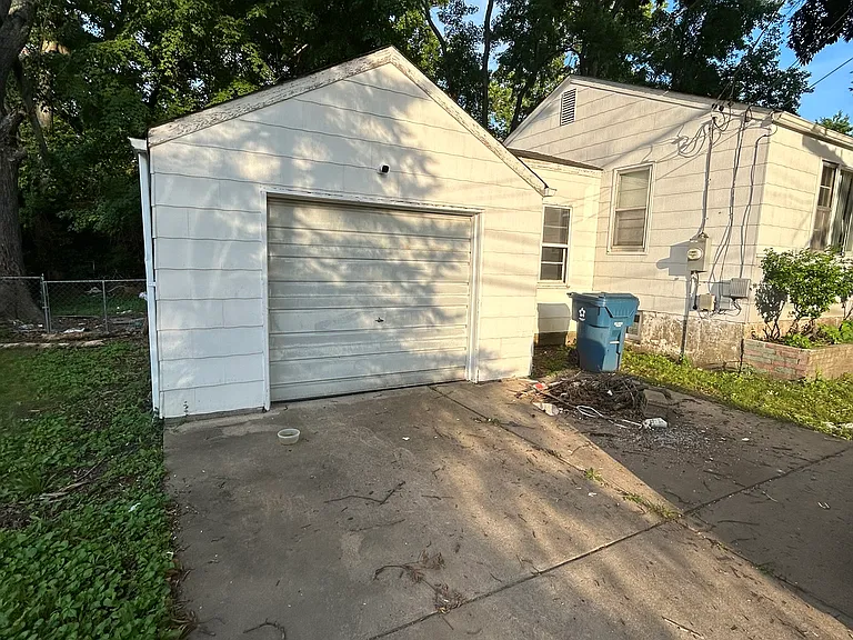 428 Jean Ave — Photo 29