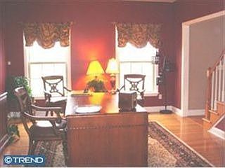 3rd image of 402 Joshua Ln