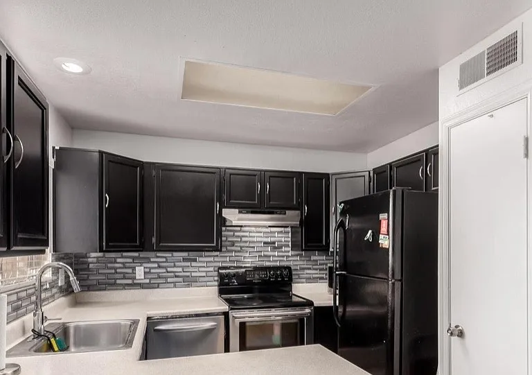 6038 W Gelding Dr — Photo 13