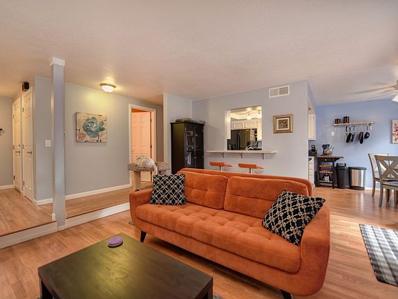 5th image of 2845 Hotchkiss Ct