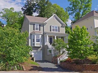1116 Saint Charles Ct, Charlottesville, VA 22901